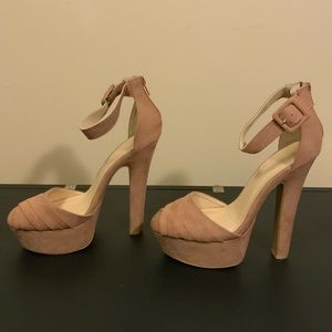 Charlotte Russe platform heels size 7
